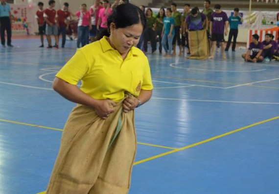 ภาพกิจกรรม  คณะวิทยาศาสตร์และเทคโนโลยี เข้าร่วมงานแข่งขันกีฬา SPORT DAY & NIGHT 