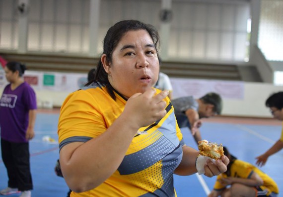 ภาพกิจกรรม  คณะวิทยาศาสตร์และเทคโนโลยี เข้าร่วมงานแข่งขันกีฬา SPORT DAY & NIGHT 