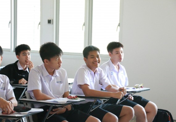 ภาพกิจกรรม โปรแกรมวิชาชีววิทยา จัดอบรมเชิงปฏิบัติการเทคนิคปลอดเชื้อและการเพาะเลี้ยงเนื้อเยื่อพืช