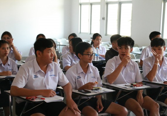 ภาพกิจกรรม โปรแกรมวิชาชีววิทยา จัดอบรมเชิงปฏิบัติการเทคนิคปลอดเชื้อและการเพาะเลี้ยงเนื้อเยื่อพืช