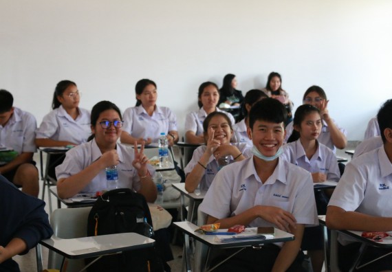 ภาพกิจกรรม โปรแกรมวิชาชีววิทยา จัดอบรมเชิงปฏิบัติการเทคนิคปลอดเชื้อและการเพาะเลี้ยงเนื้อเยื่อพืช