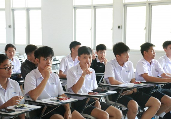 ภาพกิจกรรม โปรแกรมวิชาชีววิทยา จัดอบรมเชิงปฏิบัติการเทคนิคปลอดเชื้อและการเพาะเลี้ยงเนื้อเยื่อพืช