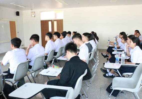 ภาพกิจกรรม โปรแกรมวิชาชีววิทยา จัดอบรมเชิงปฏิบัติการเทคนิคปลอดเชื้อและการเพาะเลี้ยงเนื้อเยื่อพืช