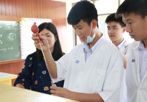 ภาพกิจกรรม โปรแกรมวิชาชีววิทยา จัดอบรมเชิงปฏิบัติการเทคนิคปลอดเชื้อและการเพาะเลี้ยงเนื้อเยื่อพืช