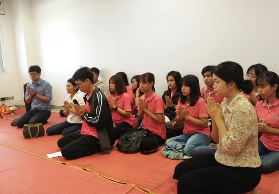 ภาพกิจกรรม โปรแกรมวิชาชีววิทยา จัดกิจกรรมทำความสะอาด และทำบุญโปรแกรมชีววิทยา