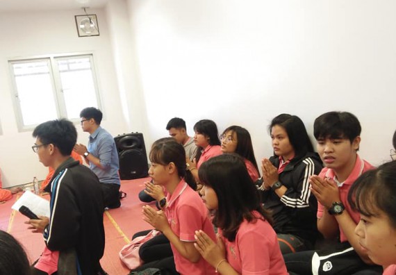 ภาพกิจกรรม โปรแกรมวิชาชีววิทยา จัดกิจกรรมทำความสะอาด และทำบุญโปรแกรมชีววิทยา