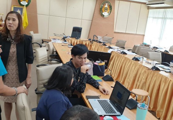 ภาพกิจกรรม คณะวิทยาศาสตร์และเทคโนโลยี เข้าร่วม ประชุมแลกเปลี่ยนเรียนรู้ เรื่อง การจัดทำผลการเรียนรู้ที่คาดหวัง (Expected Learning Outcome : ELOs)