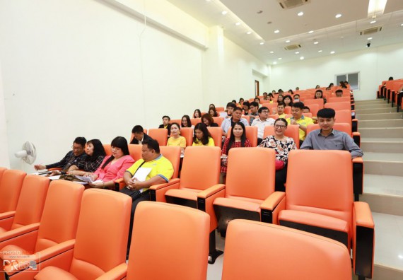 ภาพกิจกรรม คณะวิทยาศาสตร์และเทคโนโลยี เข้าร่วม อบรมเชิงปฏิบัติการการวัดและประเมินผลการศึกษา (การตัดเกรดอิงเกณฑ์และอิงกลุ่ม)