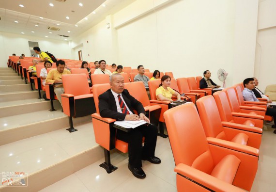 ภาพกิจกรรม คณะวิทยาศาสตร์และเทคโนโลยี เข้าร่วม อบรมเชิงปฏิบัติการการวัดและประเมินผลการศึกษา (การตัดเกรดอิงเกณฑ์และอิงกลุ่ม)