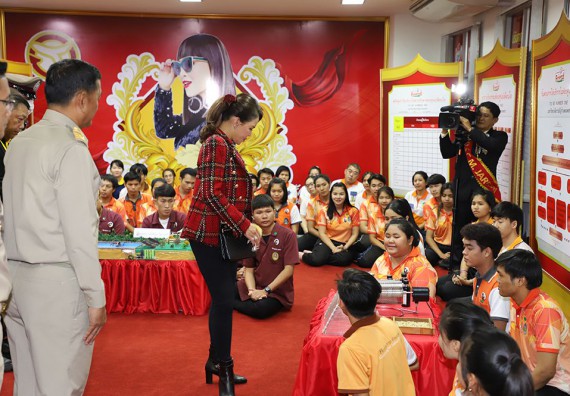 ภาพกิจกรรม คณะวิทยาศาสตร์และเทคโนโลยี เข้าร่วมโครงการ TO BE NUMBER ONE จังหวัดกำแพงเพชร