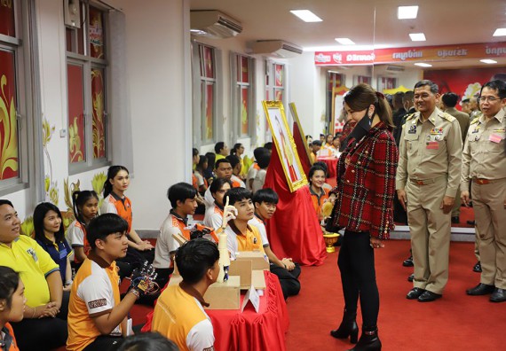 ภาพกิจกรรม คณะวิทยาศาสตร์และเทคโนโลยี เข้าร่วมโครงการ TO BE NUMBER ONE จังหวัดกำแพงเพชร