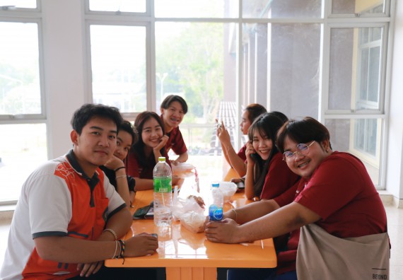 ภาพกิจกรรม คณะวิทยาศาสตร์และเทคโนโลยี จัดการแข่งขันเกม ESport (RoV School Championship) มหาวิทยาลัยราชภัฏกำแพงเพชร