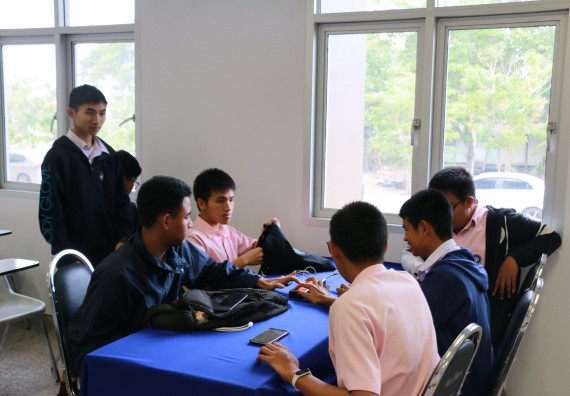 ภาพกิจกรรม คณะวิทยาศาสตร์และเทคโนโลยี จัดการแข่งขันเกม ESport (RoV School Championship) มหาวิทยาลัยราชภัฏกำแพงเพชร