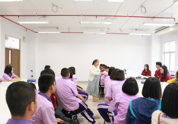 ภาพกิจกรรม คณะวิทยาศาสตร์และเทคโนโลยี จัดค่ายบูรณาการส่งเสริมนักเรียนห้องเรียนพิเศษ (E-SMART) ด้านวิทยาศาสตร์ โรงเรียนคลองขลุงราษรังสรรค์