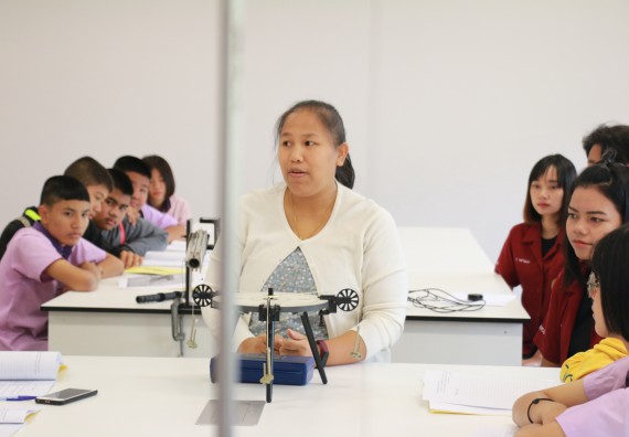 ภาพกิจกรรม คณะวิทยาศาสตร์และเทคโนโลยี จัดค่ายบูรณาการส่งเสริมนักเรียนห้องเรียนพิเศษ (E-SMART) ด้านวิทยาศาสตร์ โรงเรียนคลองขลุงราษรังสรรค์