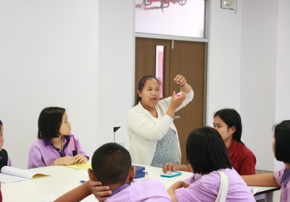 ภาพกิจกรรม คณะวิทยาศาสตร์และเทคโนโลยี จัดค่ายบูรณาการส่งเสริมนักเรียนห้องเรียนพิเศษ (E-SMART) ด้านวิทยาศาสตร์ โรงเรียนคลองขลุงราษรังสรรค์