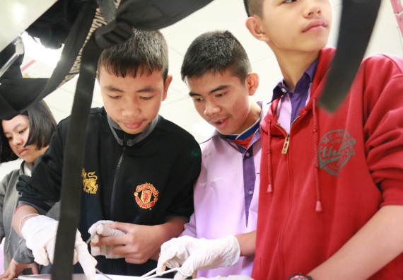 ภาพกิจกรรม คณะวิทยาศาสตร์และเทคโนโลยี จัดค่ายบูรณาการส่งเสริมนักเรียนห้องเรียนพิเศษ (E-SMART) ด้านวิทยาศาสตร์ โรงเรียนคลองขลุงราษรังสรรค์