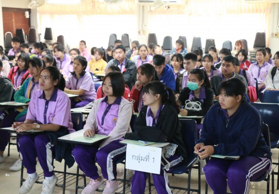 ภาพกิจกรรม คณะวิทยาศาสตร์และเทคโนโลยี จัดค่ายบูรณาการส่งเสริมนักเรียนห้องเรียนพิเศษ (E-SMART) ด้านวิทยาศาสตร์ โรงเรียนคลองขลุงราษรังสรรค์ 