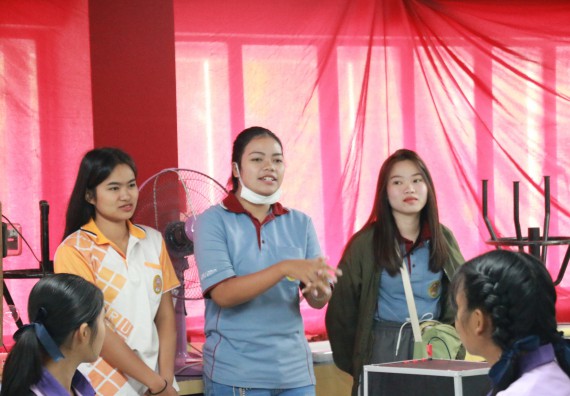 ภาพกิจกรรม คณะวิทยาศาสตร์และเทคโนโลยี จัดค่ายบูรณาการส่งเสริมนักเรียนห้องเรียนพิเศษ (E-SMART) ด้านวิทยาศาสตร์ โรงเรียนคลองขลุงราษรังสรรค์ 