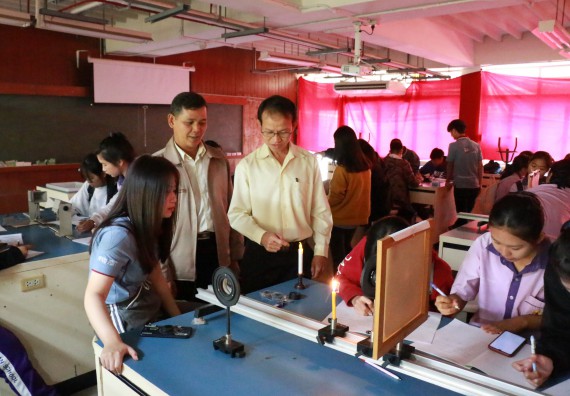 ภาพกิจกรรม คณะวิทยาศาสตร์และเทคโนโลยี จัดค่ายบูรณาการส่งเสริมนักเรียนห้องเรียนพิเศษ (E-SMART) ด้านวิทยาศาสตร์ โรงเรียนคลองขลุงราษรังสรรค์ 