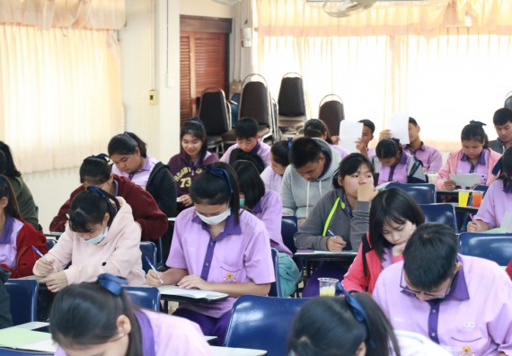 ภาพกิจกรรม คณะวิทยาศาสตร์และเทคโนโลยี จัดค่ายบูรณาการส่งเสริมนักเรียนห้องเรียนพิเศษ (E-SMART) ด้านวิทยาศาสตร์ โรงเรียนคลองขลุงราษรังสรรค์ 