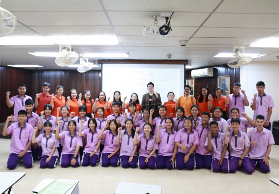 ภาพกิจกรรม คณะวิทยาศาสตร์และเทคโนโลยี จัดค่ายบูรณาการส่งเสริมนักเรียนห้องเรียนพิเศษ (E-SMART) ด้านวิทยาศาสตร์ โรงเรียนคลองขลุงราษรังสรรค์ 