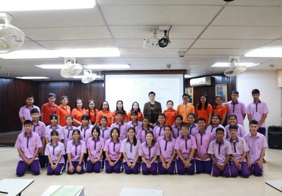 ภาพกิจกรรม คณะวิทยาศาสตร์และเทคโนโลยี จัดค่ายบูรณาการส่งเสริมนักเรียนห้องเรียนพิเศษ (E-SMART) ด้านวิทยาศาสตร์ โรงเรียนคลองขลุงราษรังสรรค์ 