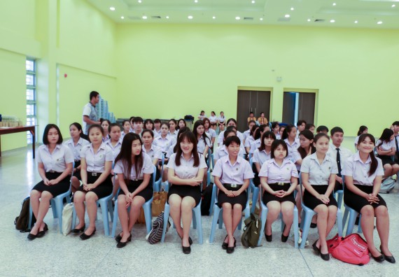 ภาพกิจกรรม คณะวิทยาศาสตร์และเทคโนโลยี จัดพิธีมอบทุนการศึกษา ปตท.สผ.ประจาปี 2562