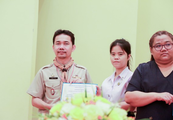 ภาพกิจกรรม คณะวิทยาศาสตร์และเทคโนโลยี จัดพิธีมอบทุนการศึกษา ปตท.สผ.ประจาปี 2562