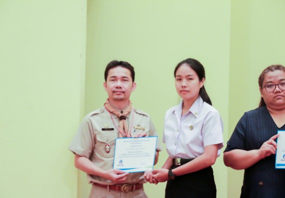 ภาพกิจกรรม คณะวิทยาศาสตร์และเทคโนโลยี จัดพิธีมอบทุนการศึกษา ปตท.สผ.ประจาปี 2562