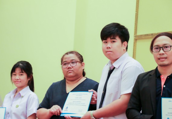 ภาพกิจกรรม คณะวิทยาศาสตร์และเทคโนโลยี จัดพิธีมอบทุนการศึกษา ปตท.สผ.ประจาปี 2562