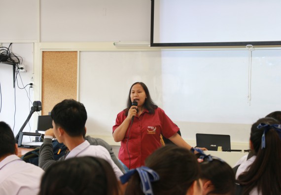 ภาพกิจกรรม คณะวิทยาศาสตร์และเทคโนโลยี จัดค่ายวิทยาศาสตร์โรงเรียนตากพิทยาคม