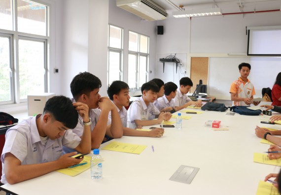 ภาพกิจกรรม คณะวิทยาศาสตร์และเทคโนโลยี จัดค่ายวิทยาศาสตร์โรงเรียนตากพิทยาคม