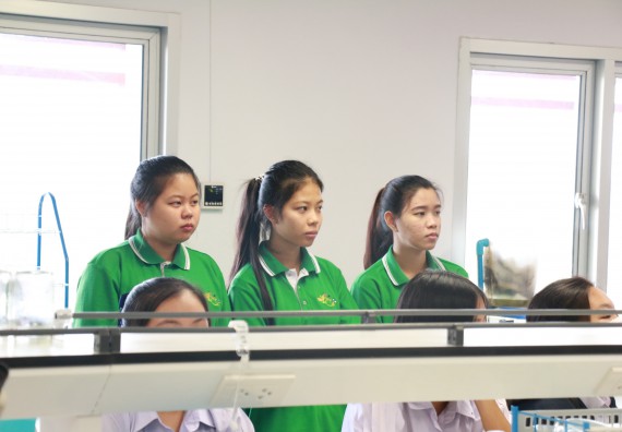 ภาพกิจกรรม คณะวิทยาศาสตร์และเทคโนโลยี จัดค่ายวิทยาศาสตร์โรงเรียนตากพิทยาคม