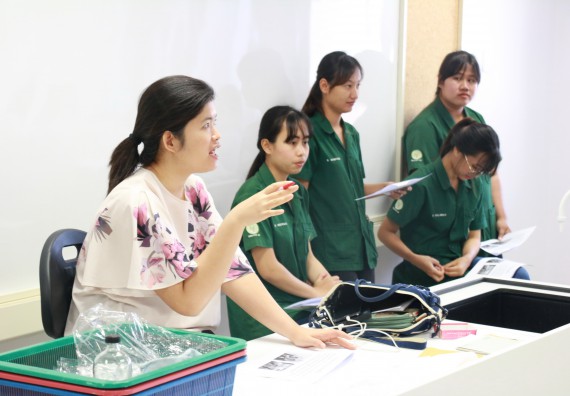 ภาพกิจกรรม คณะวิทยาศาสตร์และเทคโนโลยี จัดค่ายวิทยาศาสตร์โรงเรียนตากพิทยาคม
