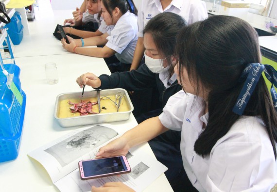 ภาพกิจกรรม คณะวิทยาศาสตร์และเทคโนโลยี จัดค่ายวิทยาศาสตร์โรงเรียนตากพิทยาคม