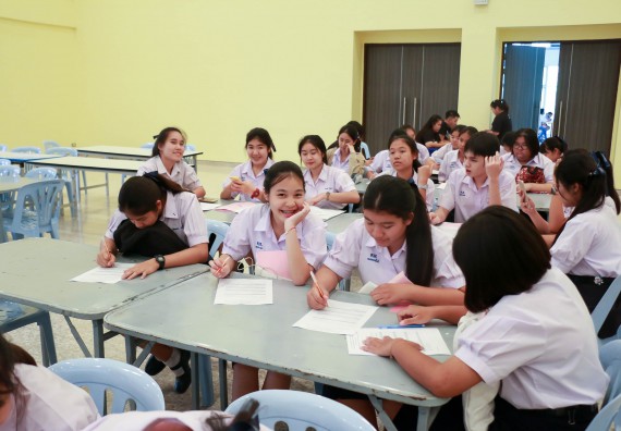 ภาพกิจกรรม คณะวิทยาศาสตร์และเทคโนโลยี จัดค่ายวิทยาศาสตร์โรงเรียนตากพิทยาคม