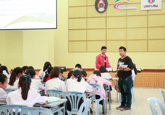 ภาพกิจกรรม คณะวิทยาศาสตร์และเทคโนโลยี จัดค่ายวิทยาศาสตร์โรงเรียนตากพิทยาคม