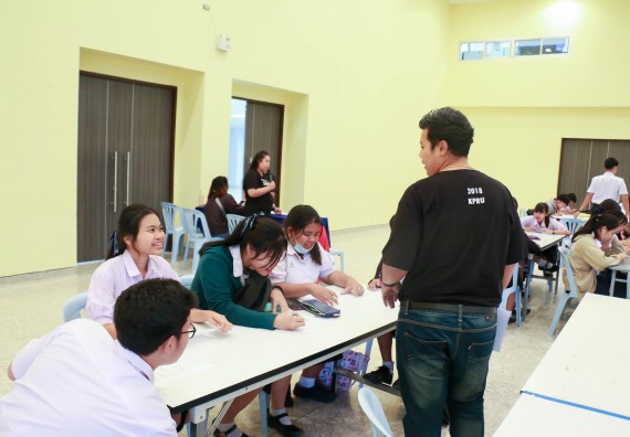 ภาพกิจกรรม คณะวิทยาศาสตร์และเทคโนโลยี จัดค่ายวิทยาศาสตร์โรงเรียนตากพิทยาคม
