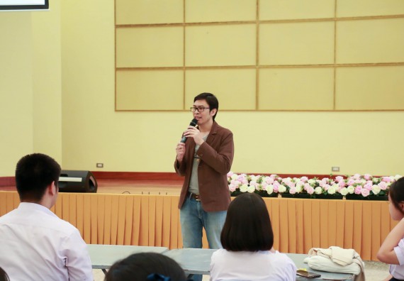 ภาพกิจกรรม คณะวิทยาศาสตร์และเทคโนโลยี จัดค่ายวิทยาศาสตร์โรงเรียนตากพิทยาคม