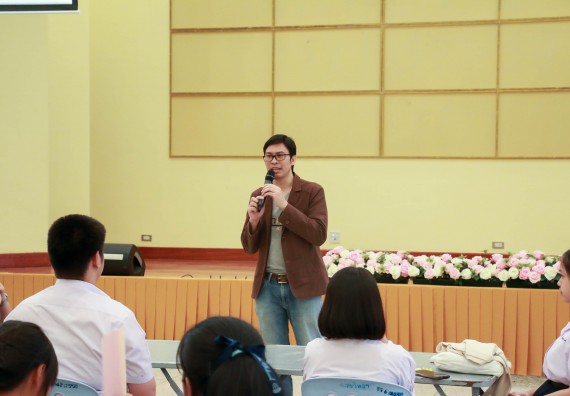 ภาพกิจกรรม คณะวิทยาศาสตร์และเทคโนโลยี จัดค่ายวิทยาศาสตร์โรงเรียนตากพิทยาคม