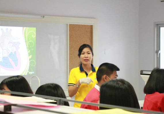 ภาพกิจกรรม คณะวิทยาศาสตร์และเทคโนโลยี จัดโครงการค่ายวิทยาศาสตร์นักเรียนห้องเรียนพิเศษวิทยาศาสตร์ ระดับชั้นมัธยมศึกษาปีที่ 2 โรงเรียนกำแพงเพชรพิทยาคม 