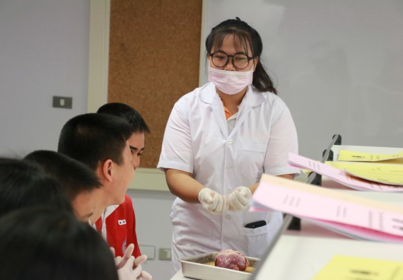 ภาพกิจกรรม คณะวิทยาศาสตร์และเทคโนโลยี จัดโครงการค่ายวิทยาศาสตร์นักเรียนห้องเรียนพิเศษวิทยาศาสตร์ ระดับชั้นมัธยมศึกษาปีที่ 2 โรงเรียนกำแพงเพชรพิทยาคม 