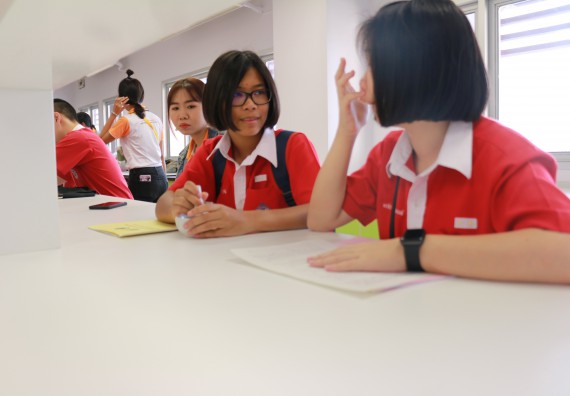 ภาพกิจกรรม คณะวิทยาศาสตร์และเทคโนโลยี จัดโครงการค่ายวิทยาศาสตร์นักเรียนห้องเรียนพิเศษวิทยาศาสตร์ ระดับชั้นมัธยมศึกษาปีที่ 2 โรงเรียนกำแพงเพชรพิทยาคม 