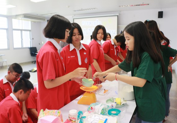 ภาพกิจกรรม คณะวิทยาศาสตร์และเทคโนโลยี จัดโครงการค่ายวิทยาศาสตร์นักเรียนห้องเรียนพิเศษวิทยาศาสตร์ ระดับชั้นมัธยมศึกษาปีที่ 2 โรงเรียนกำแพงเพชรพิทยาคม 