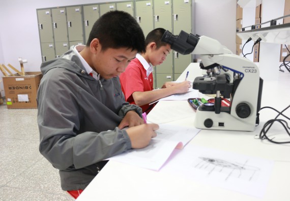 ภาพกิจกรรม คณะวิทยาศาสตร์และเทคโนโลยี จัดโครงการค่ายวิทยาศาสตร์นักเรียนห้องเรียนพิเศษวิทยาศาสตร์ ระดับชั้นมัธยมศึกษาปีที่ 2 โรงเรียนกำแพงเพชรพิทยาคม 