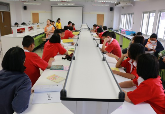 ภาพกิจกรรม คณะวิทยาศาสตร์และเทคโนโลยี จัดโครงการค่ายวิทยาศาสตร์นักเรียนห้องเรียนพิเศษวิทยาศาสตร์ ระดับชั้นมัธยมศึกษาปีที่ 2 โรงเรียนกำแพงเพชรพิทยาคม 