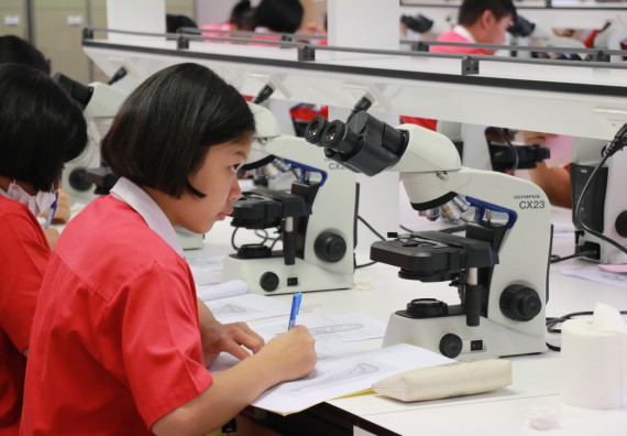 ภาพกิจกรรม คณะวิทยาศาสตร์และเทคโนโลยี จัดโครงการค่ายวิทยาศาสตร์นักเรียนห้องเรียนพิเศษวิทยาศาสตร์ ระดับชั้นมัธยมศึกษาปีที่ 2 โรงเรียนกำแพงเพชรพิทยาคม 