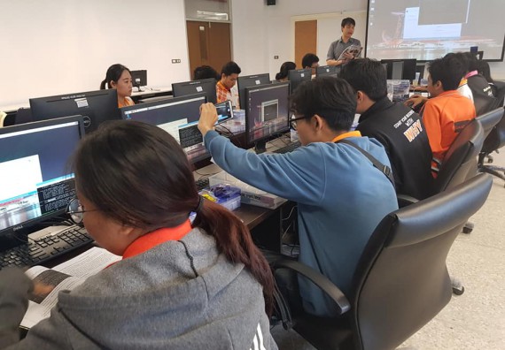 ภาพกิจกรรม โปรแกรมวิชาวิทยาการคอมพิวเตอร์ จัดโครงการส่งเสริมและพัฒนานักศึกษาหลักสูตรวิทยาการคอมพิวเตอร์ในศตวรรษที่ 21