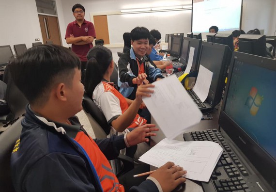 ภาพกิจกรรม โปรแกรมวิชาวิทยาการคอมพิวเตอร์ จัดโครงการส่งเสริมและพัฒนานักศึกษาหลักสูตรวิทยาการคอมพิวเตอร์ในศตวรรษที่ 21